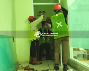Spesialis Aluminium Kusen Pintu Jendela Partisi Kaca Tempereed